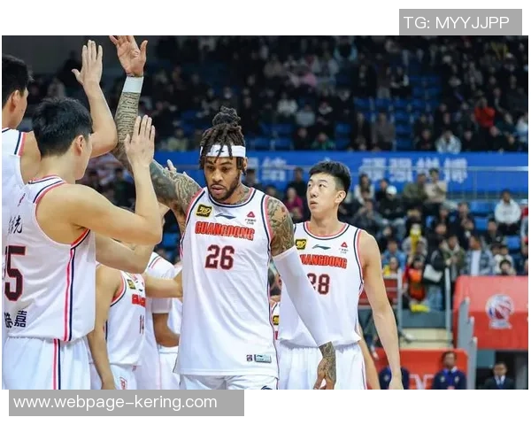 4月7日广东队与辽宁队激战正酣谁能在这场对决中笑到最后 4月7日广东队与辽宁队激战正酣谁能在这场对决中笑到最后