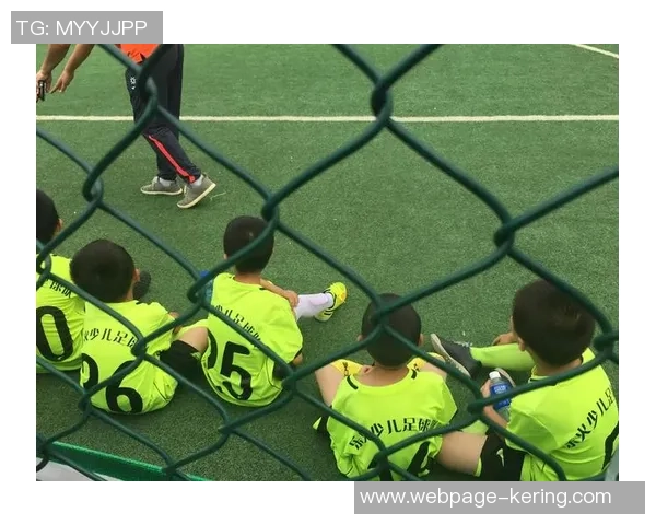 U19苏格兰与丹麦激战正酣青少年足球赛场上的精彩对决 U19苏格兰与丹麦激战正酣青少年足球赛场上的精彩对决